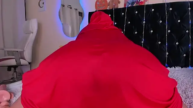 Dana-Alabi online show from 11.22.25