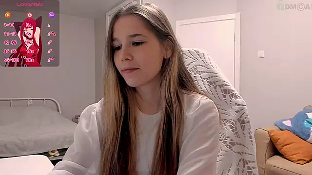 ValerieBubbles online show from 10.17.25