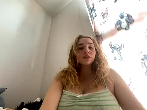 violetcutie online show from 09.17.25