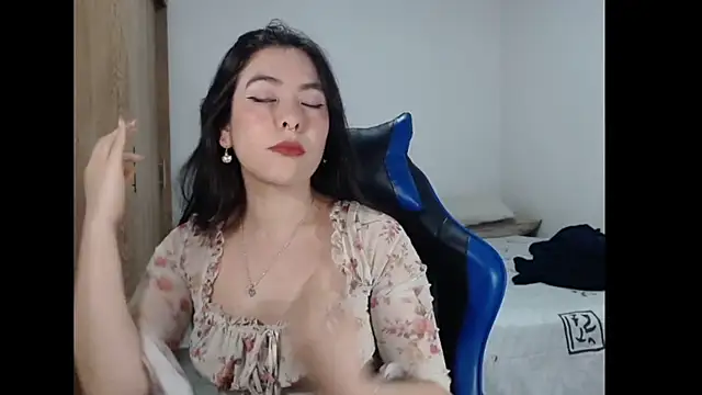 EloiseJun online show from 03.28.26