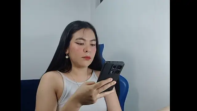 EloiseJun online show from 04.06.26