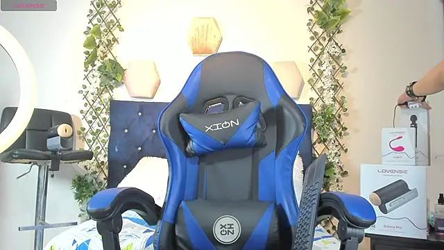  taylor black online show from 11.24.25