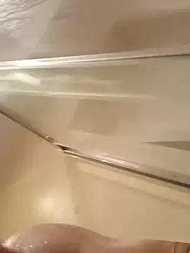 Snapshot of Barber33zk chatting on 10.24.25 Barber33zk online show from 10.24.25