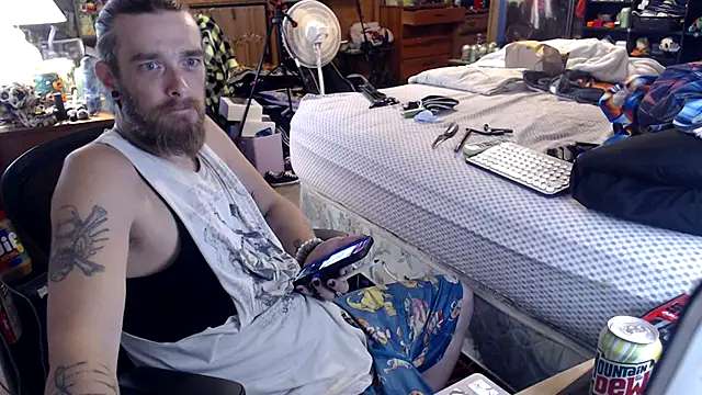 Snapshot of thejuicybacon chatting on 09.16.25 thejuicybacon online show from 09.16.25