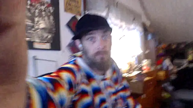 Snapshot of thejuicybacon chatting on 09.23.25 thejuicybacon online show from 09.23.25