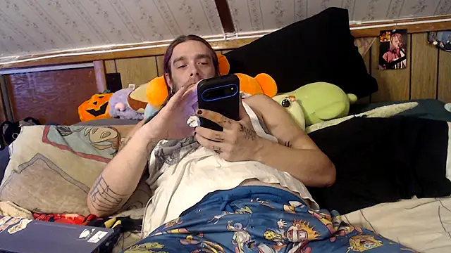 Snapshot of thejuicybacon chatting on 11.06.25 thejuicybacon online show from 11.06.25