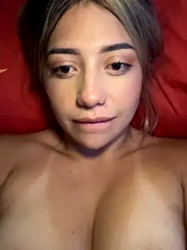 Snapshot of MissCat_ chatting on 10.27.25 MissCat online show from 10.27.25