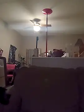 Snapshot of spoiledprincess4 chatting on 12.20.25 spoiledprincess4 online show from 12.20.25