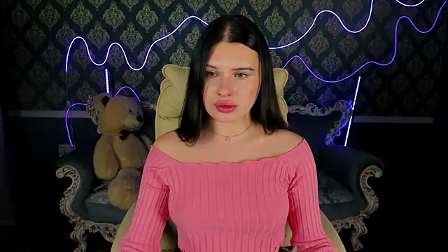 Neyla Charm online show from 11.01.25