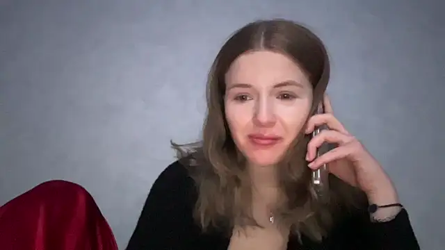 LilMiia online show from 12.22.25