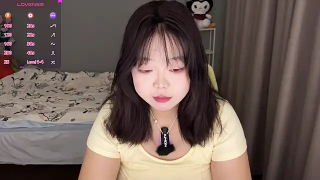 Kittenfishing online show from 11.06.25