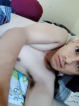 La Cosita 69 online show from 11.26.25