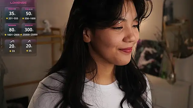 MoiraEger online show from 10.13.25