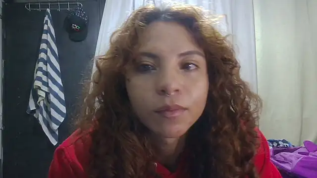 Snapshot of VioletV chatting on 06.19.26 VioletV online show from 06.19.26