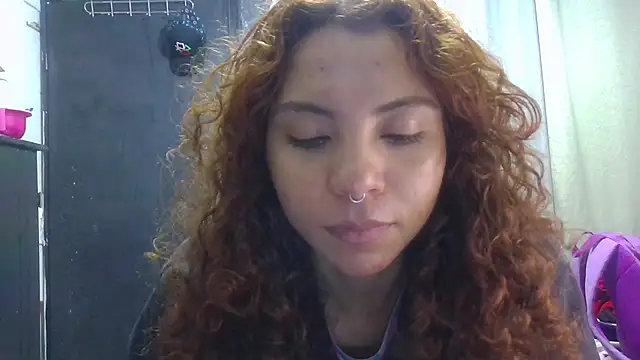 Snapshot of VioletV chatting on 07.16.26 VioletV online show from 07.16.26
