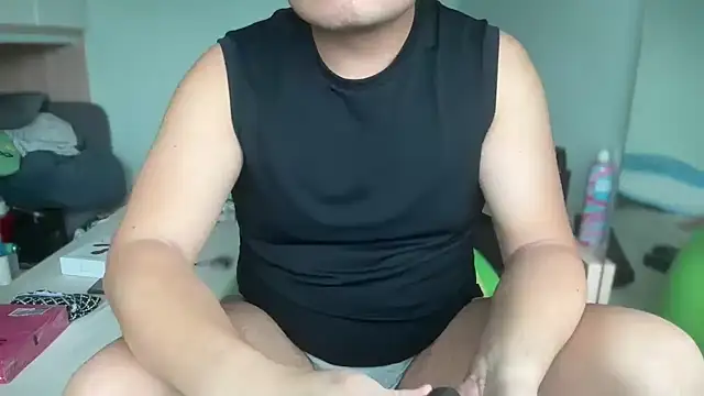 Snapshot of this_is_77 chatting on 09.21.25 this is 77 online show from 09.21.25