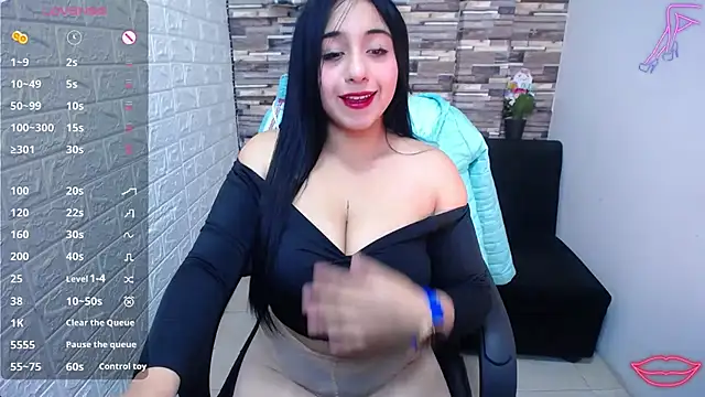 isabelsaenzxx online show from 10.16.25