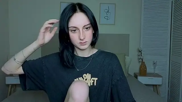 Little moly999 online show from 11.12.25