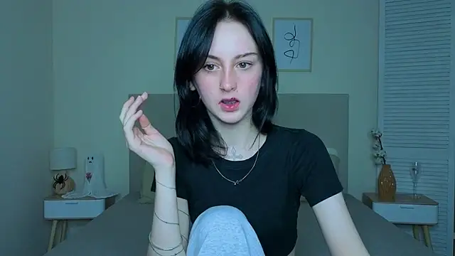 Little moly999 online show from 11.20.25