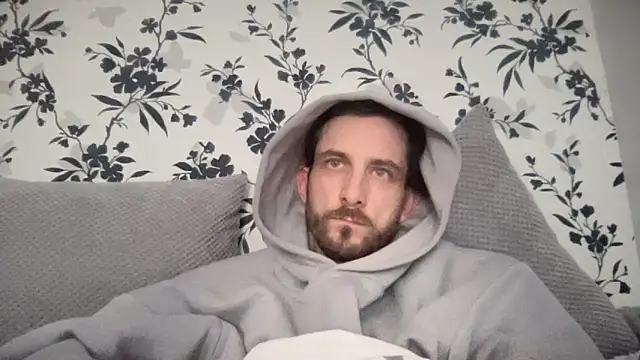 Big8inchUncutCock online show from 04.07.26