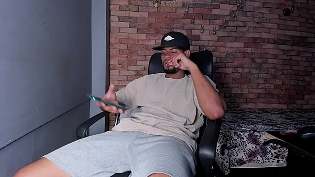 Snapshot of yurgaki_21 chatting on 02.19.26 yurgaki 21 online show from 02.19.26