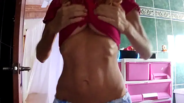 LunaNatural online show from 10.15.25