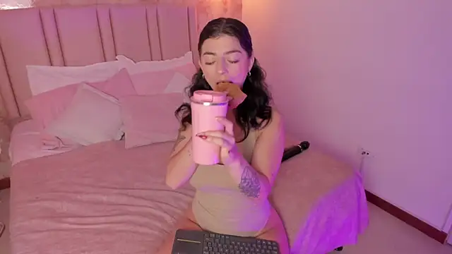 anntonella watson online show from 01.09.26