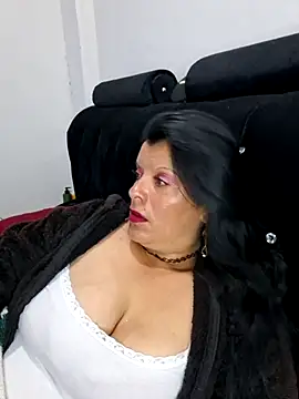 Hanna Kieran online show from 10.25.25