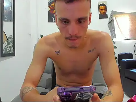 Latins Boss online show from 07.14.26