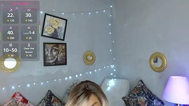 Corinndupontx online show from 11.14.25