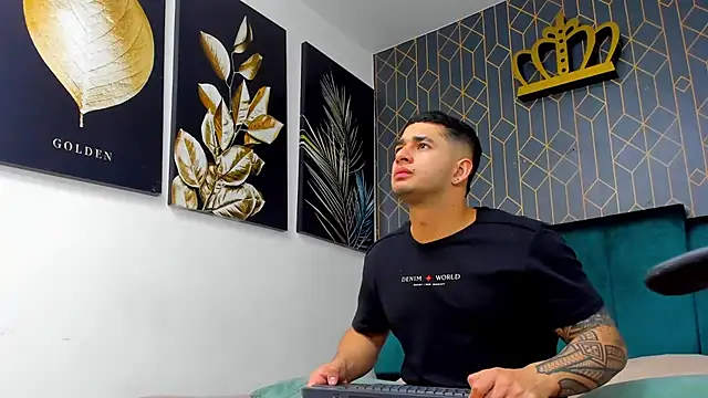 king falconer online show from 10.08.25