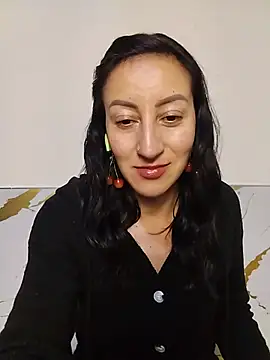 Snapshot of Oriana111 chatting on 05.12.26 Oriana111 online show from 05.12.26