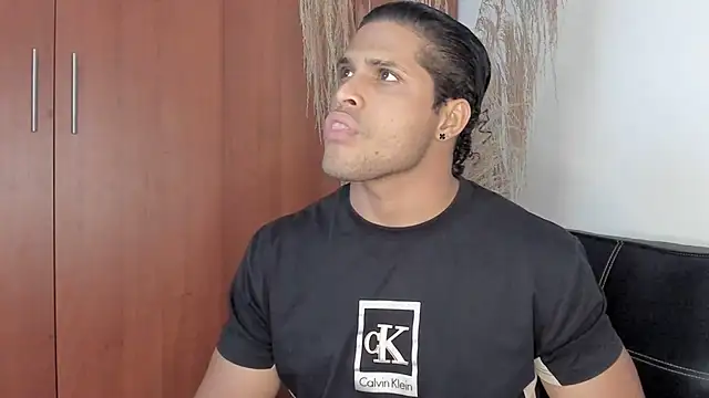 Evansdark1 online show from 10.16.25