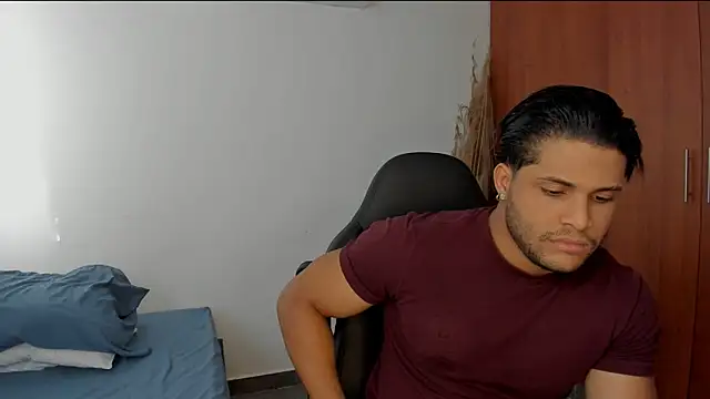 Evansdark1 online show from 04.16.26