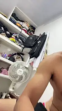 RobinLenoxx online show from 04.26.26