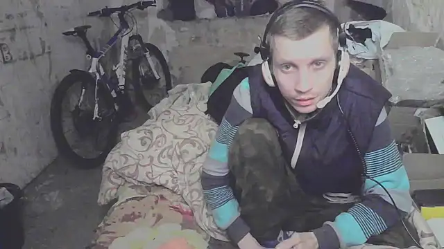 makarov1993 online show from 10.13.25