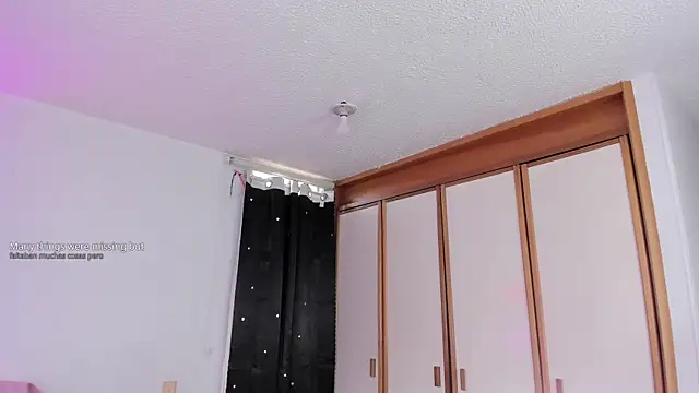 Londonttipton online show from 10.03.25