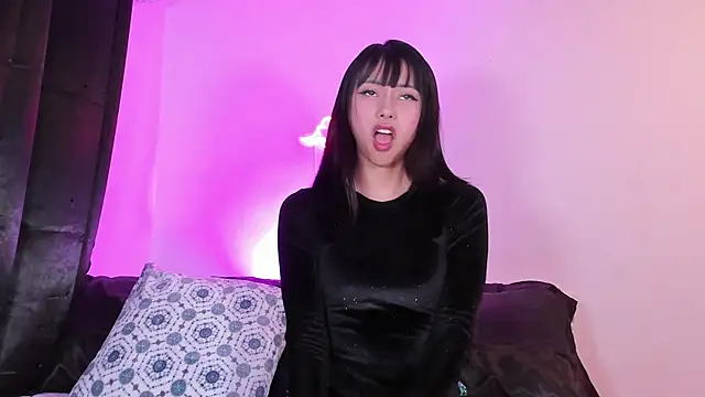 Londonttipton online show from 10.09.25