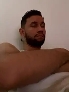 Snapshot of Michaell_Spinelly chatting on 01.16.26 Michaell Spinelly online show from 01.16.26