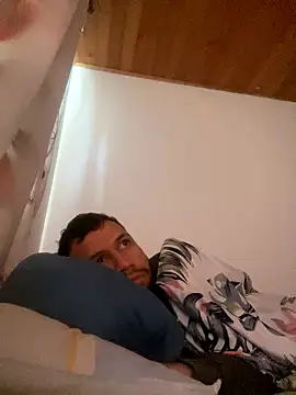 Snapshot of Michaell_Spinelly chatting on 01.17.26 Michaell Spinelly online show from 01.17.26