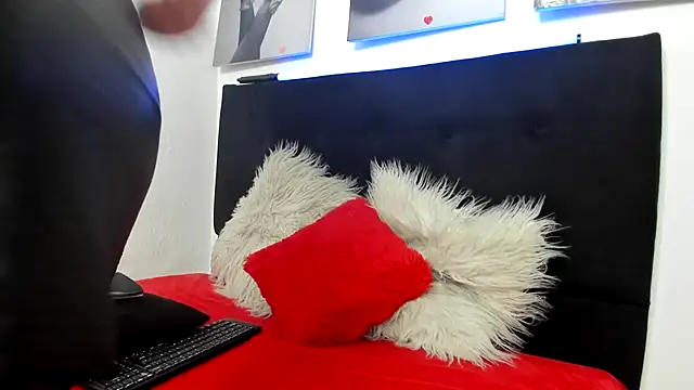 katherine blair online show from 02.20.26