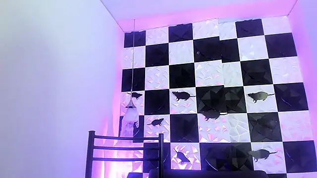 AndyFame1 online show from 10.17.25