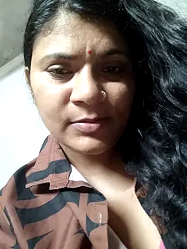 Snapshot of couple_71 chatting on 07.19.26 couple 71 online show from 07.19.26