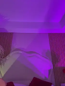 Snapshot of Valeria_carter chatting on 02.25.26 Valeria carter online show from 02.25.26