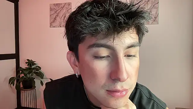 sweettaaron01 online show from 04.29.26