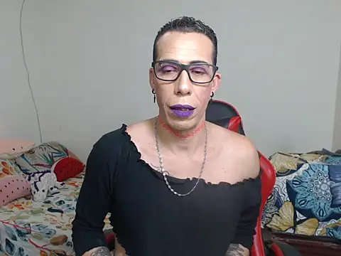 afrodit 25 online show from 10.17.25