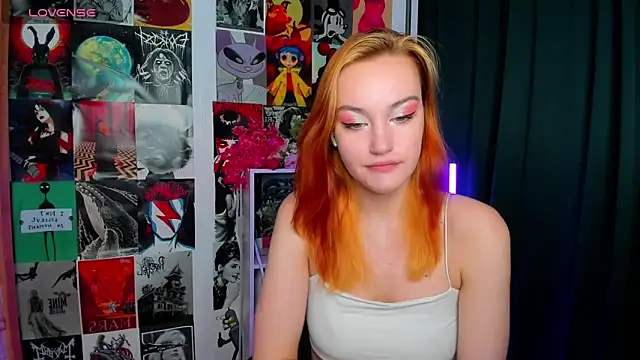 Snapshot of Ida_FaneStain chatting on 09.21.25 Ida FaneStain online show from 09.21.25