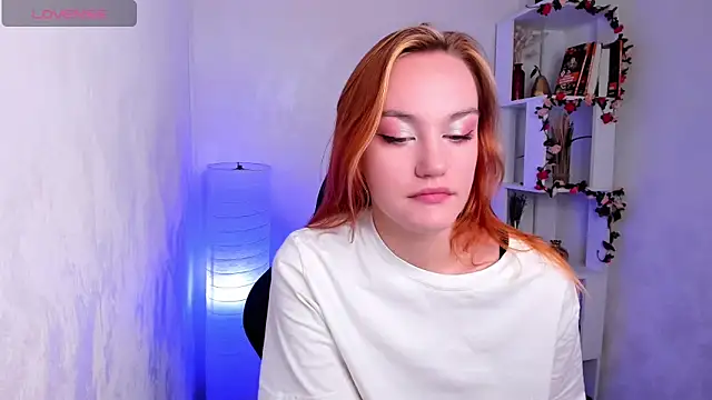 Snapshot of Ida_FaneStain chatting on 09.25.25 Ida FaneStain online show from 09.25.25