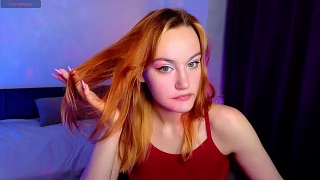 Snapshot of Ida_FaneStain chatting on 10.02.25 Ida FaneStain online show from 10.02.25