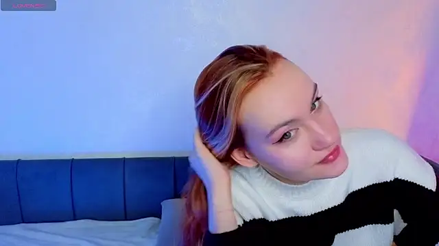 Snapshot of Ida_FaneStain chatting on 10.09.25 Ida FaneStain online show from 10.09.25